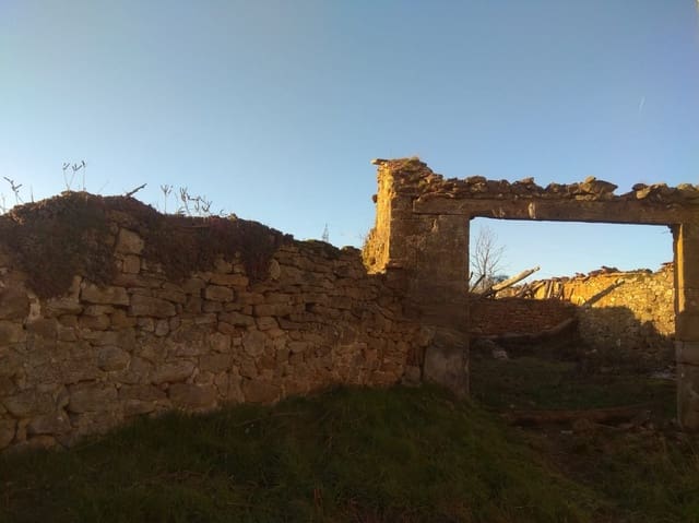 Building Plot for sale in Aguilar de Campoo - € 20,000 (Ref: 4852512)