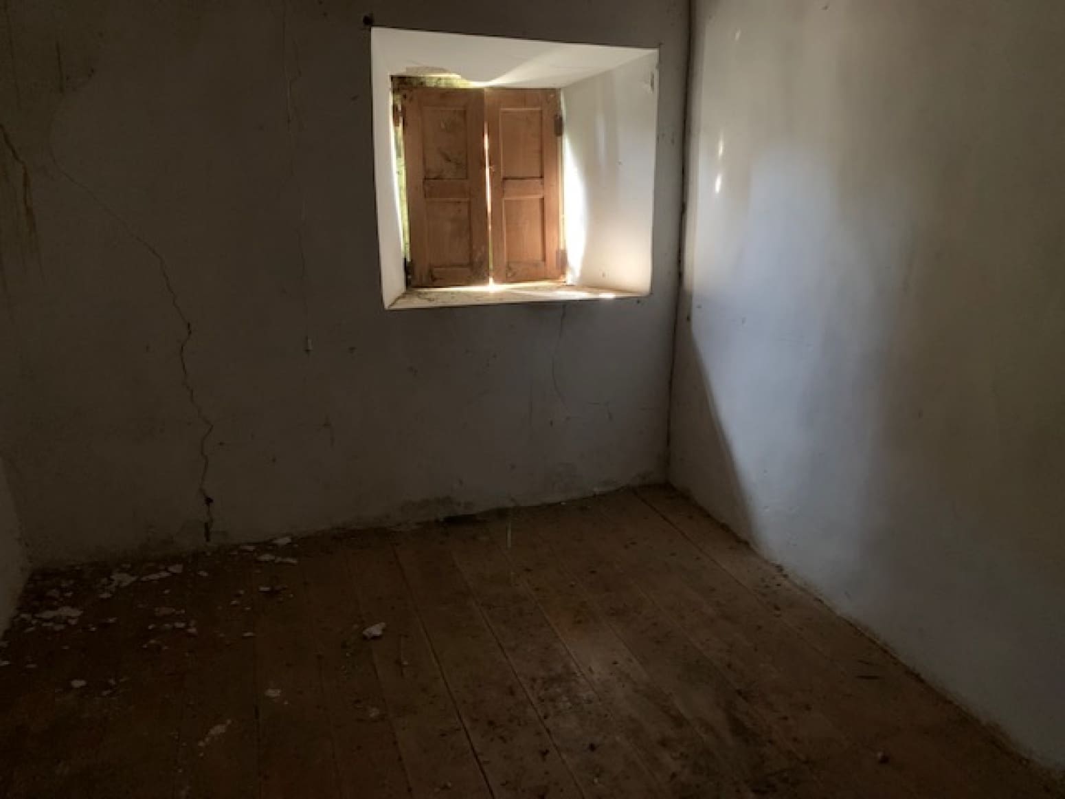 4 soveværelse Villa til salg i Cervera de Pisuerga - € 39.000 (Ref: 4852518)