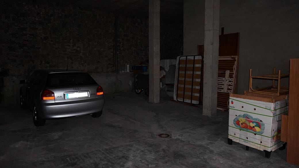 3 bedroom Villa for sale in Valdeolea with garage - € 150,000 (Ref: 4852529)