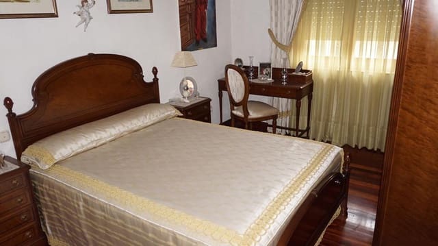 3 chambre Villa/Maison à vendre à Valdeolea avec garage - 150 000 € (Ref: 4852529)