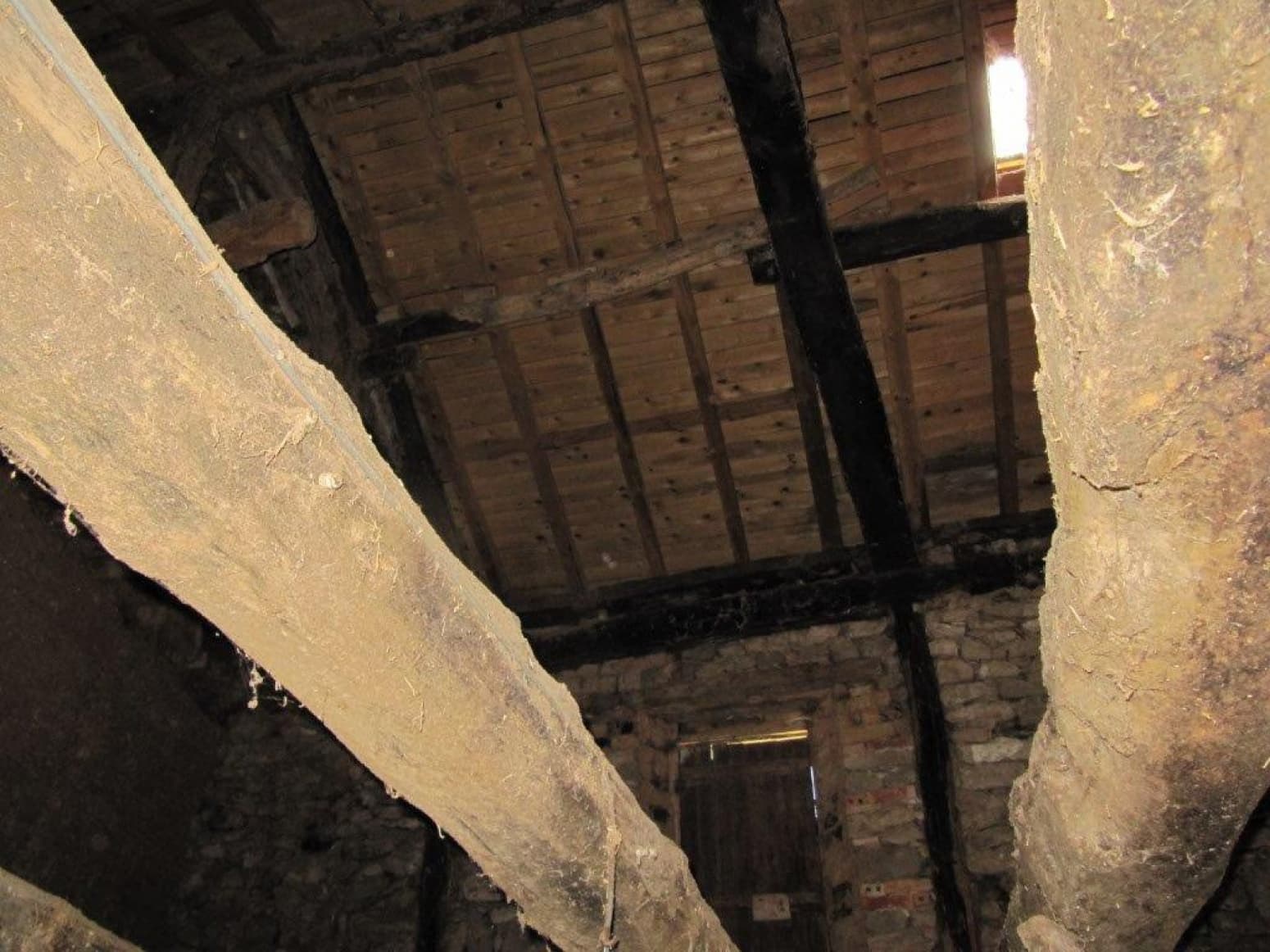 4 soveværelse Villa til salg i Valle de Valdelucio - € 28.000 (Ref: 4852542)