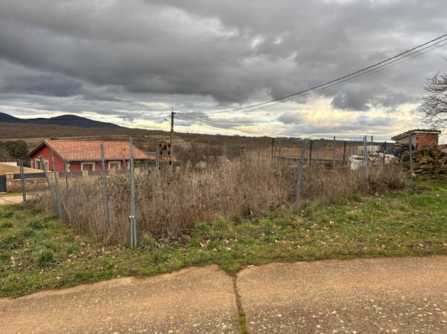 Bauplatz zu verkaufen in Aguilar de Campoo - 10.000 € (Ref: 4852547)