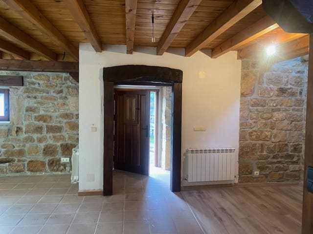 5 chambre Villa/Maison à vendre à Valderredible avec garage - 298 000 € (Ref: 4852549)