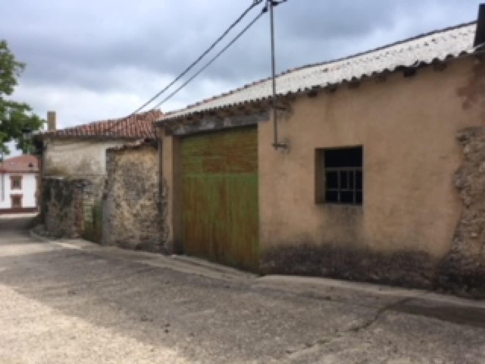 Villa til salg i Valle de Valdelucio - € 9.000 (Ref: 4852559)