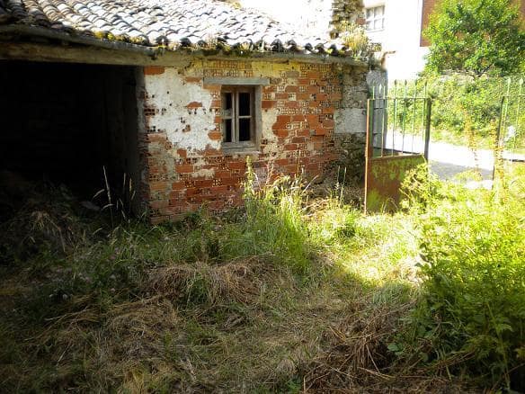 Villa te koop in Valle de Valdelucio - € 9.000 (Ref: 4852559)