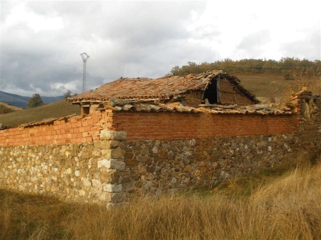 3 soveværelse Villa til salg i Respenda de la Peña - € 12.000 (Ref: 4852576)