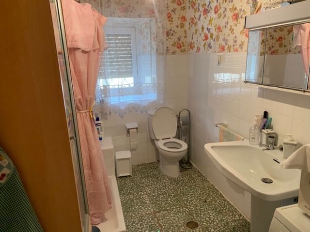 4 soveværelse Villa til salg i Alar del Rey - € 51.000 (Ref: 4852580)