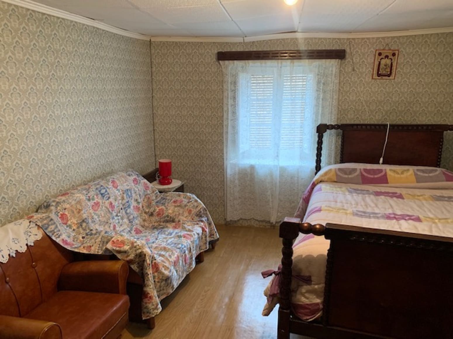 4 soveværelse Villa til salg i Alar del Rey - € 51.000 (Ref: 4852580)