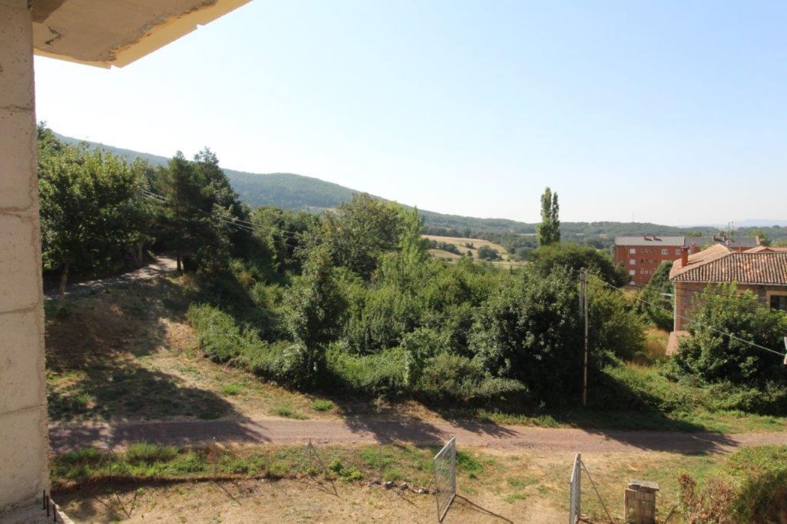 5 soveværelse Villa til salg i Branosera med garage - € 240.000 (Ref: 4852581)