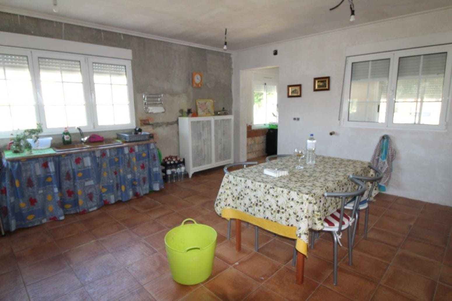 5 soveværelse Villa til salg i Branosera med garage - € 240.000 (Ref: 4852581)