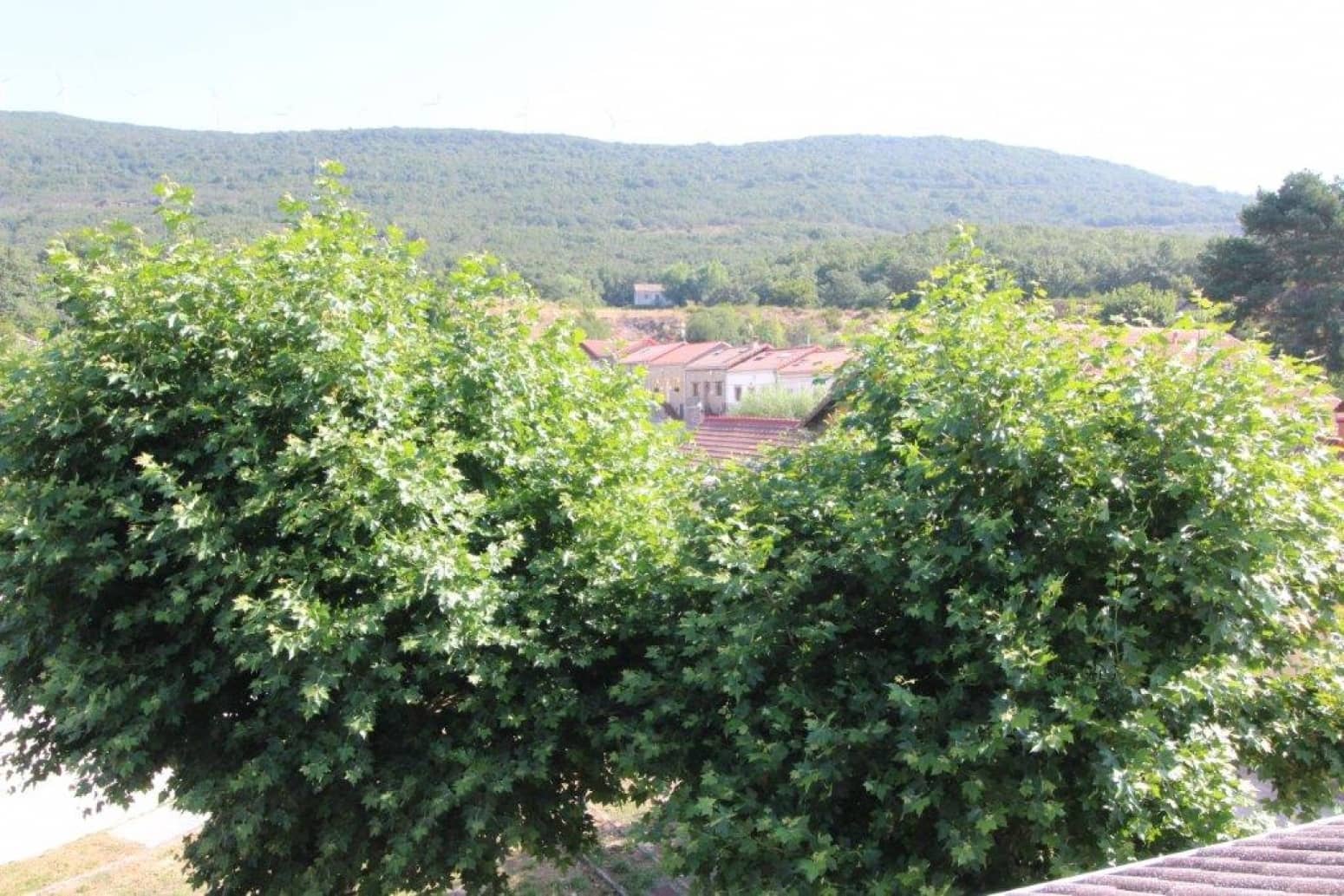 5 soveværelse Villa til salg i Branosera med garage - € 240.000 (Ref: 4852581)