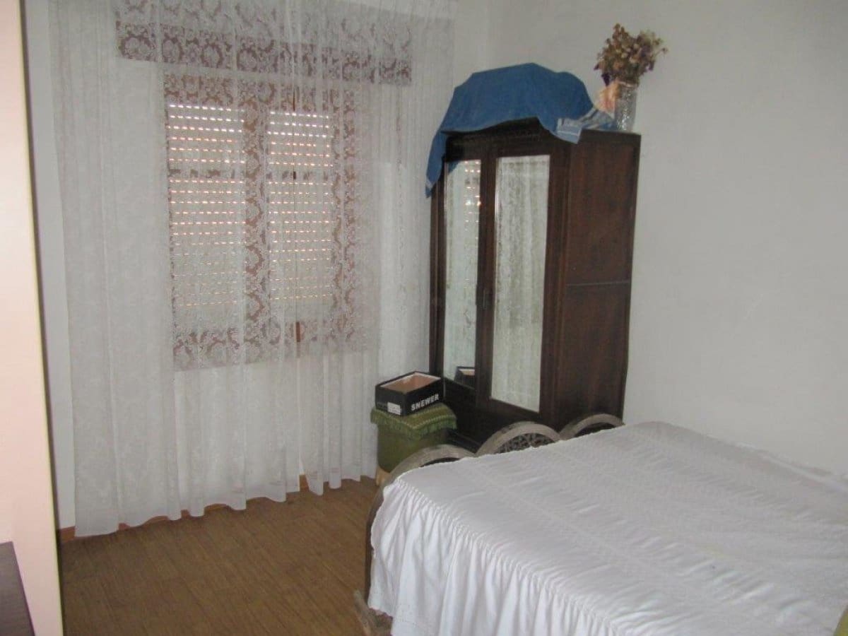 5 soveværelse Villa til salg i Olmos de Ojeda - € 55.000 (Ref: 4852593)