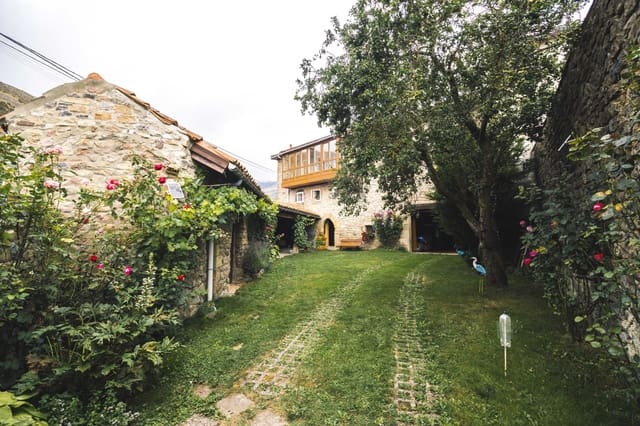 4 soveværelse Villa til salg i Argueso, Hermandad de Campoo de Suso med garage - € 220.000 (Ref: 4852623)