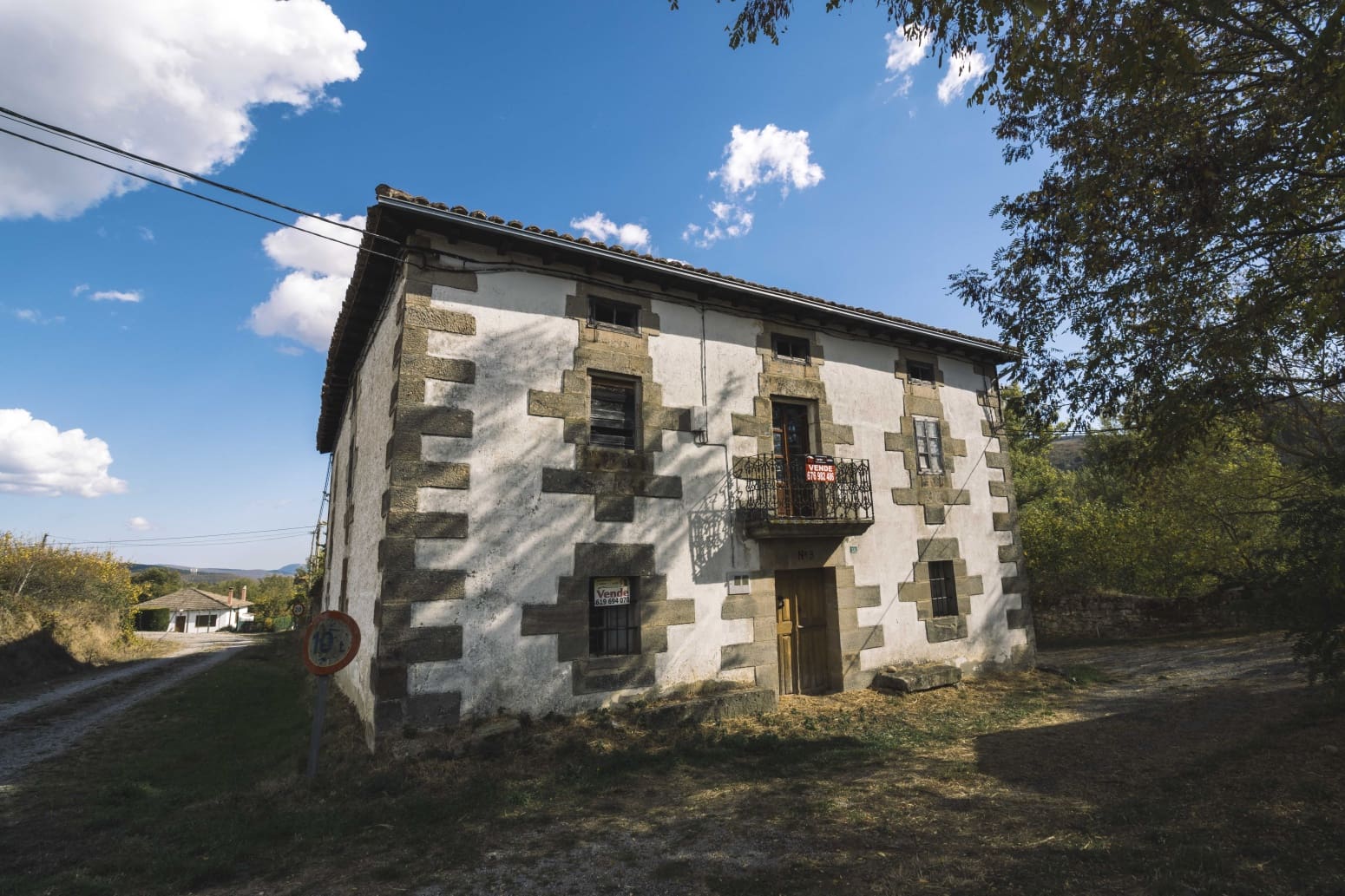 4 soverom Villa til salgs i Valderredible - € 59 000 (Ref: 4852640)