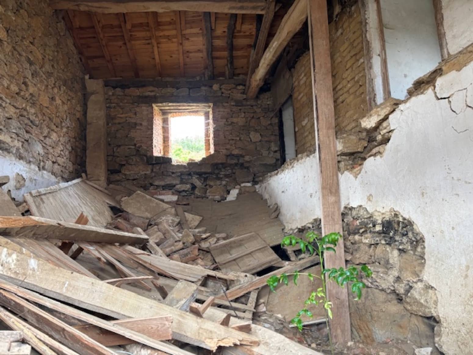 3 soveværelse Villa til salg i Pomar de Valdivia - € 35.000 (Ref: 4852641)