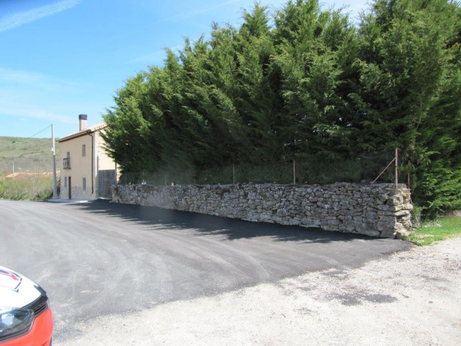 5 soveværelse Villa til salg i Valle de Valdelucio - € 160.000 (Ref: 4852646)