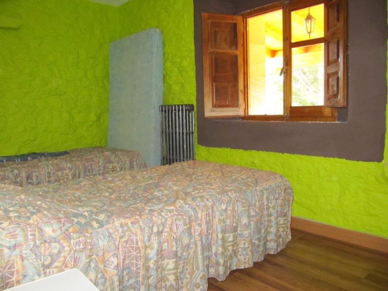 5 soveværelse Villa til salg i Valle de Valdelucio - € 160.000 (Ref: 4852646)