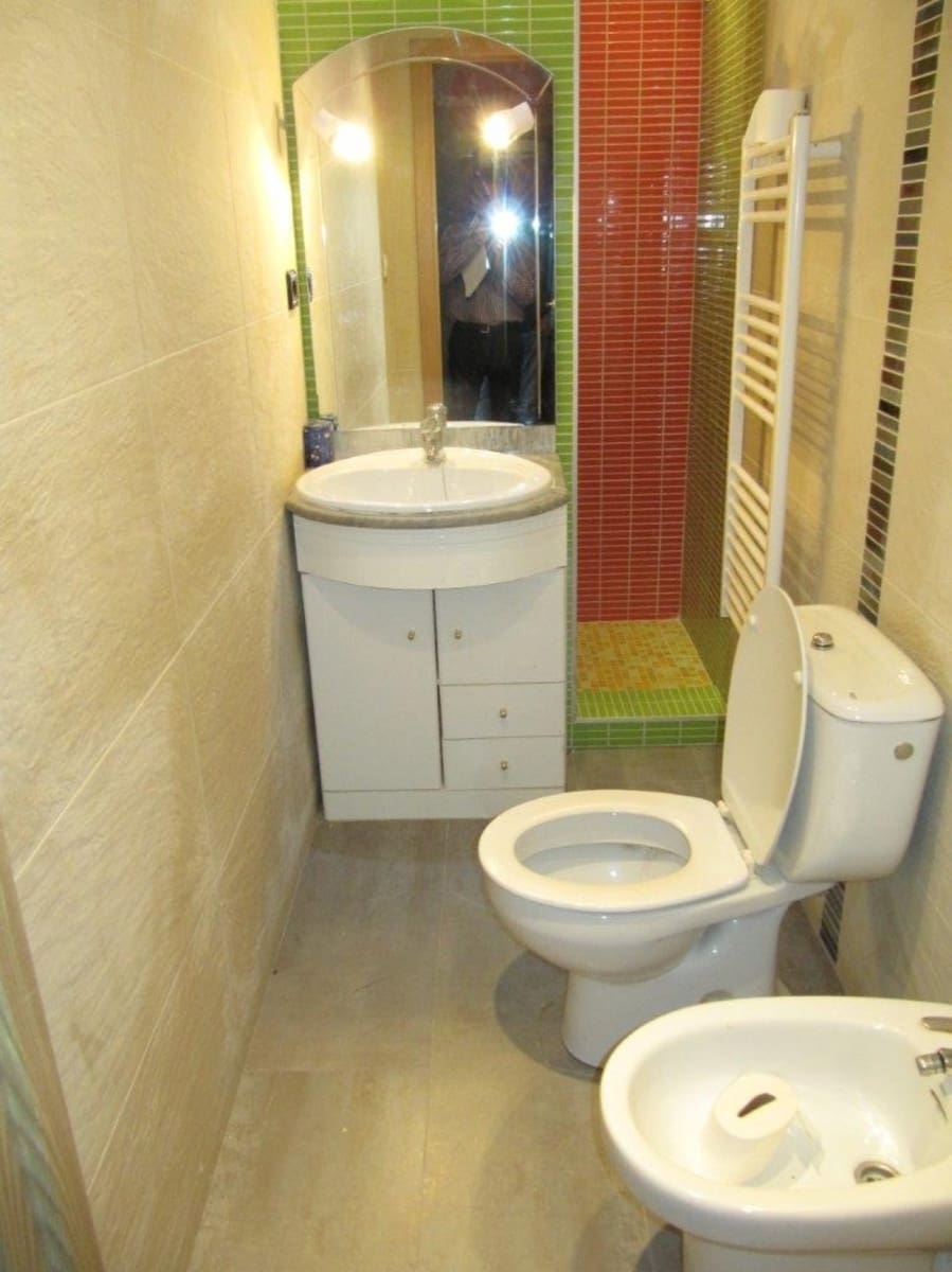 Chalet de 5 habitaciones en Valle de Valdelucio en venta - 160.000 € (Ref: 4852646)