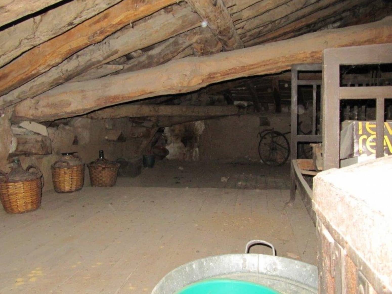 4 soveværelse Villa til salg i Aguilar de Campoo med garage - € 65.000 (Ref: 4852686)