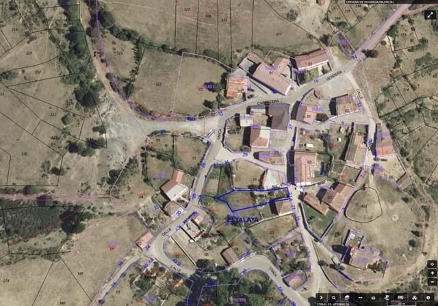 Solar/Parcela en Cervera de Pisuerga en venta - 35.000 € (Ref: 4852690)