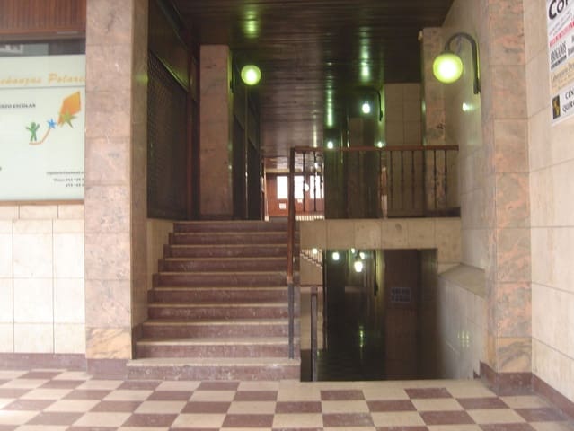 Commercial for sale in Torrelavega - € 35,000 (Ref: 4855745)