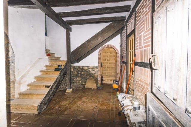 5 soveværelse Villa til salg i Pomar de Valdivia - € 180.000 (Ref: 4883504)