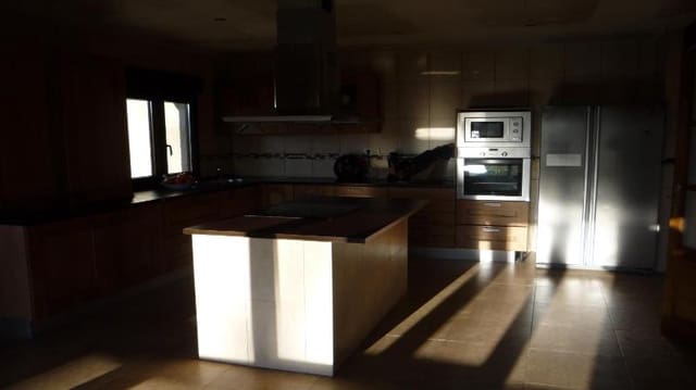 4 soveværelse Villa til salg i Campoo de Yuso - € 592.800 (Ref: 5225748)