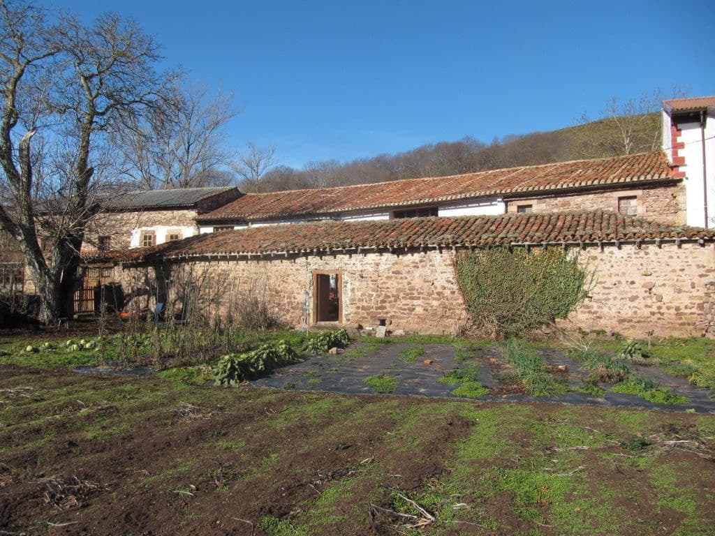 4 slaapkamer Villa te koop in Hermandad de Campoo de Suso - € 180.000 (Ref: 5225766)