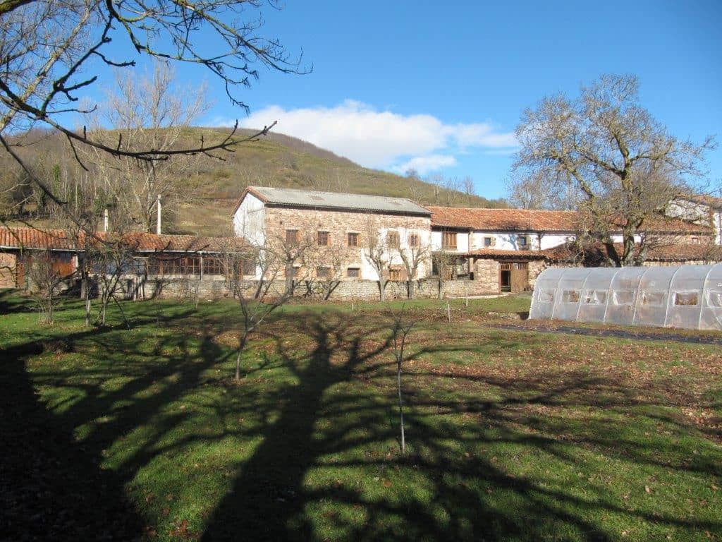 4 slaapkamer Villa te koop in Hermandad de Campoo de Suso - € 180.000 (Ref: 5225766)