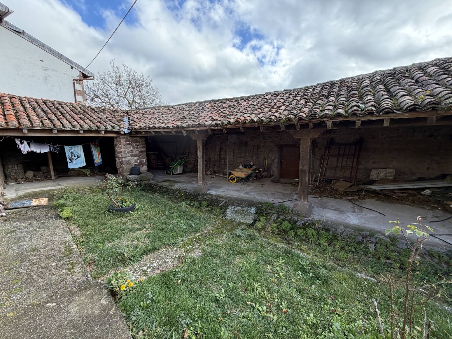 4 slaapkamer Villa te koop in Hermandad de Campoo de Suso - € 180.000 (Ref: 5225766)