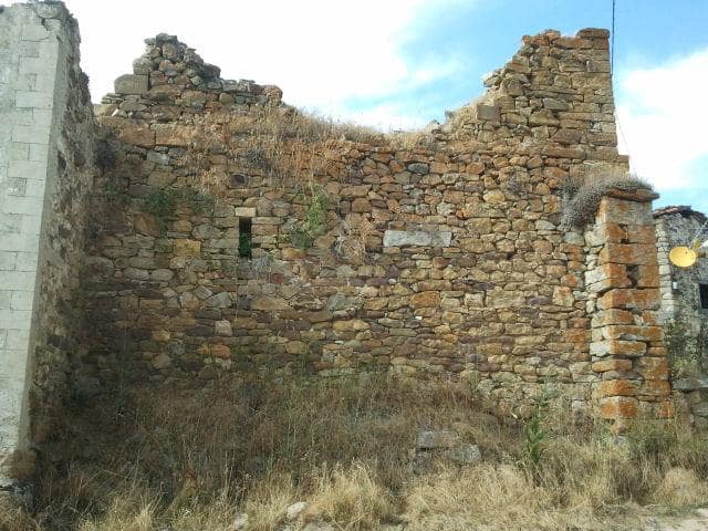 Villa zu verkaufen in La Pernía - 9.000 € (Ref: 5260878)