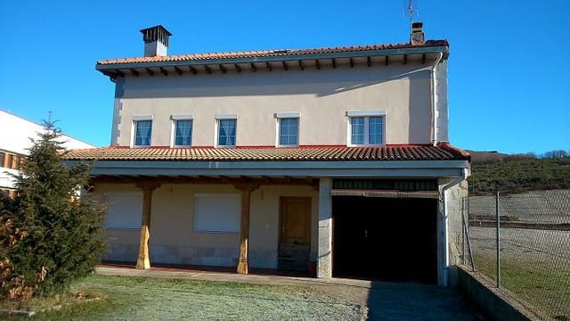 4 soveværelse Villa til salg i La Pernía - € 200.000 (Ref: 5260880)