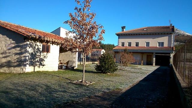 4 soveværelse Villa til salg i La Pernía - € 200.000 (Ref: 5260880)