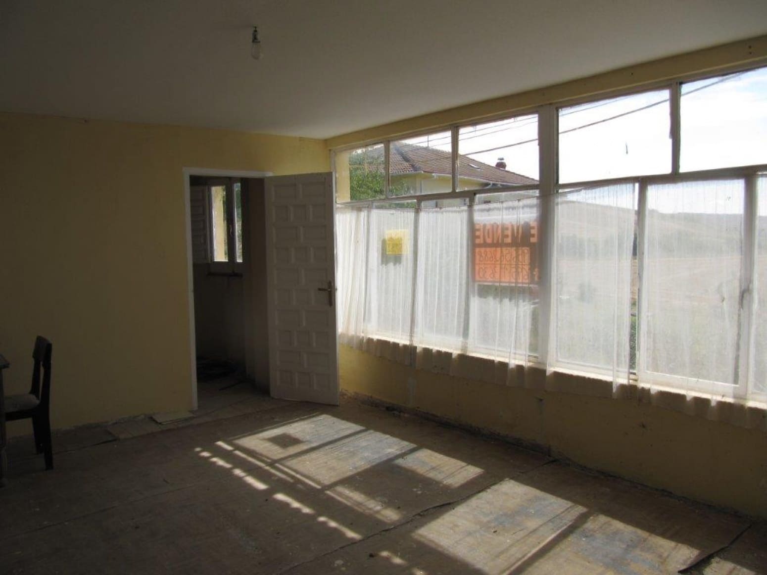 8 soveværelse Villa til salg i Respenda de la Pena med garage - € 25.000 (Ref: 5513166)