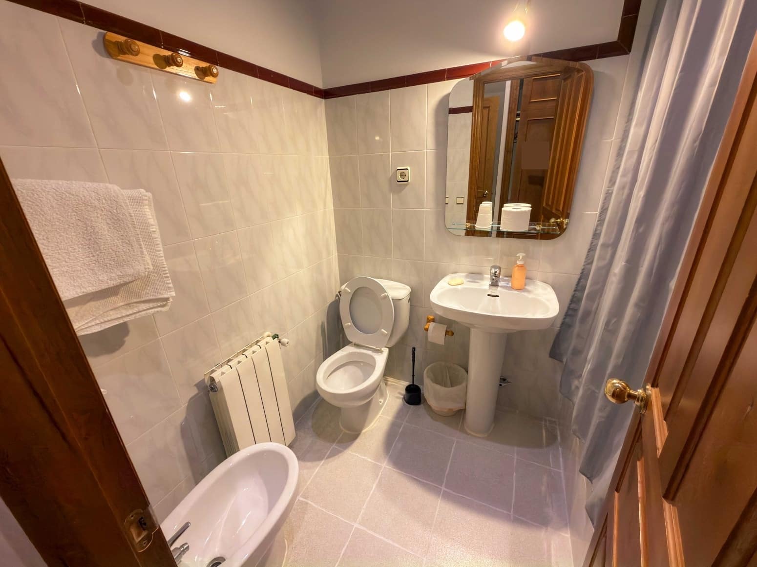 Business for sale in Campoo de Enmedio - € 1,200,000 (Ref: 5563339)