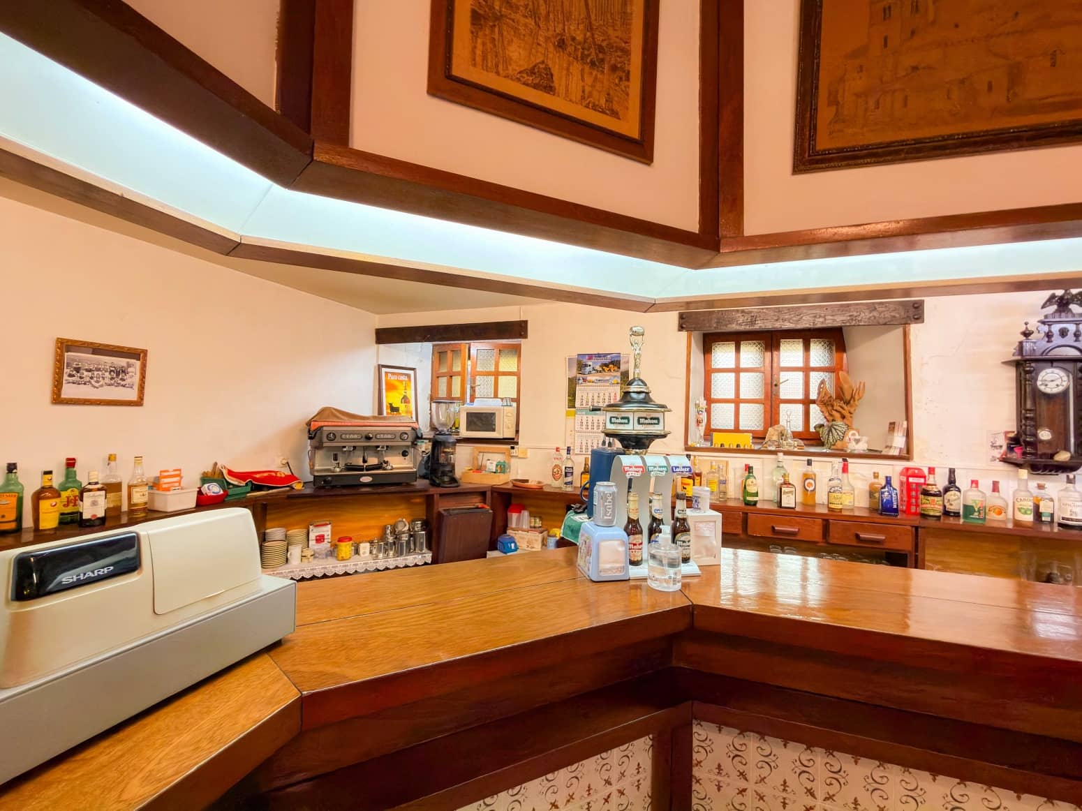 Business for sale in Campoo de Enmedio - € 1,200,000 (Ref: 5563339)