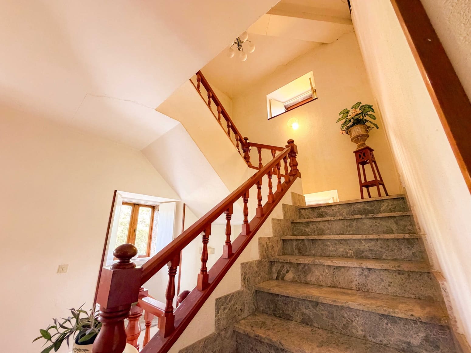 Business for sale in Campoo de Enmedio - € 1,200,000 (Ref: 5563339)