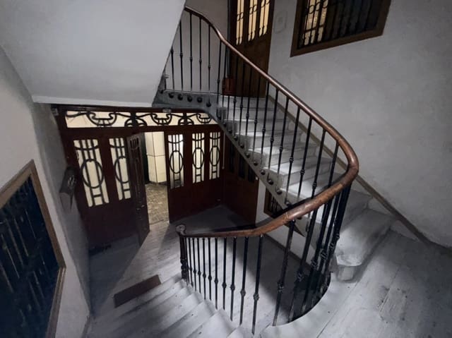 Bedrift til salgs i Reinosa - € 599 000 (Ref: 5573509)