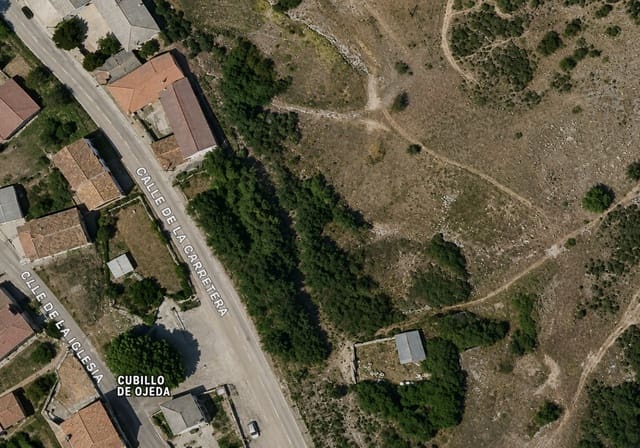 Działka budowlana na sprzedaż w Cervera de Pisuerga - 14 000 € (Ref: 5633921)
