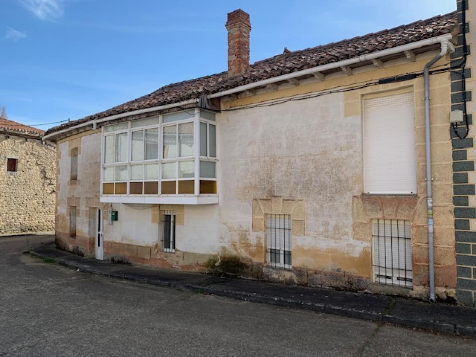 3 soveværelse Villa til salg i Pomar de Valdivia med garage - € 60.000 (Ref: 5698722)