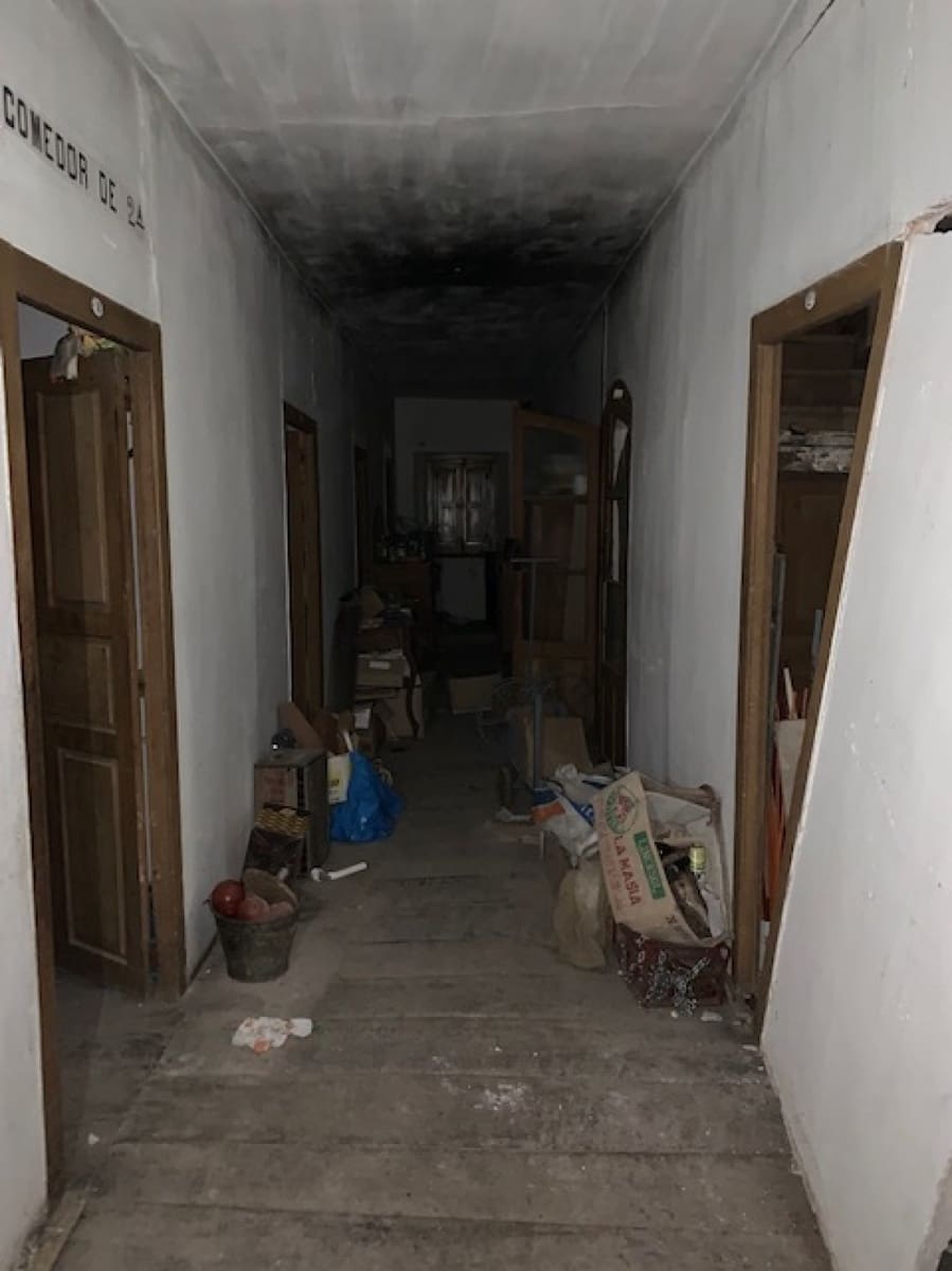 Villa til salg i Valdeprado del Rio - € 200.000 (Ref: 5794358)