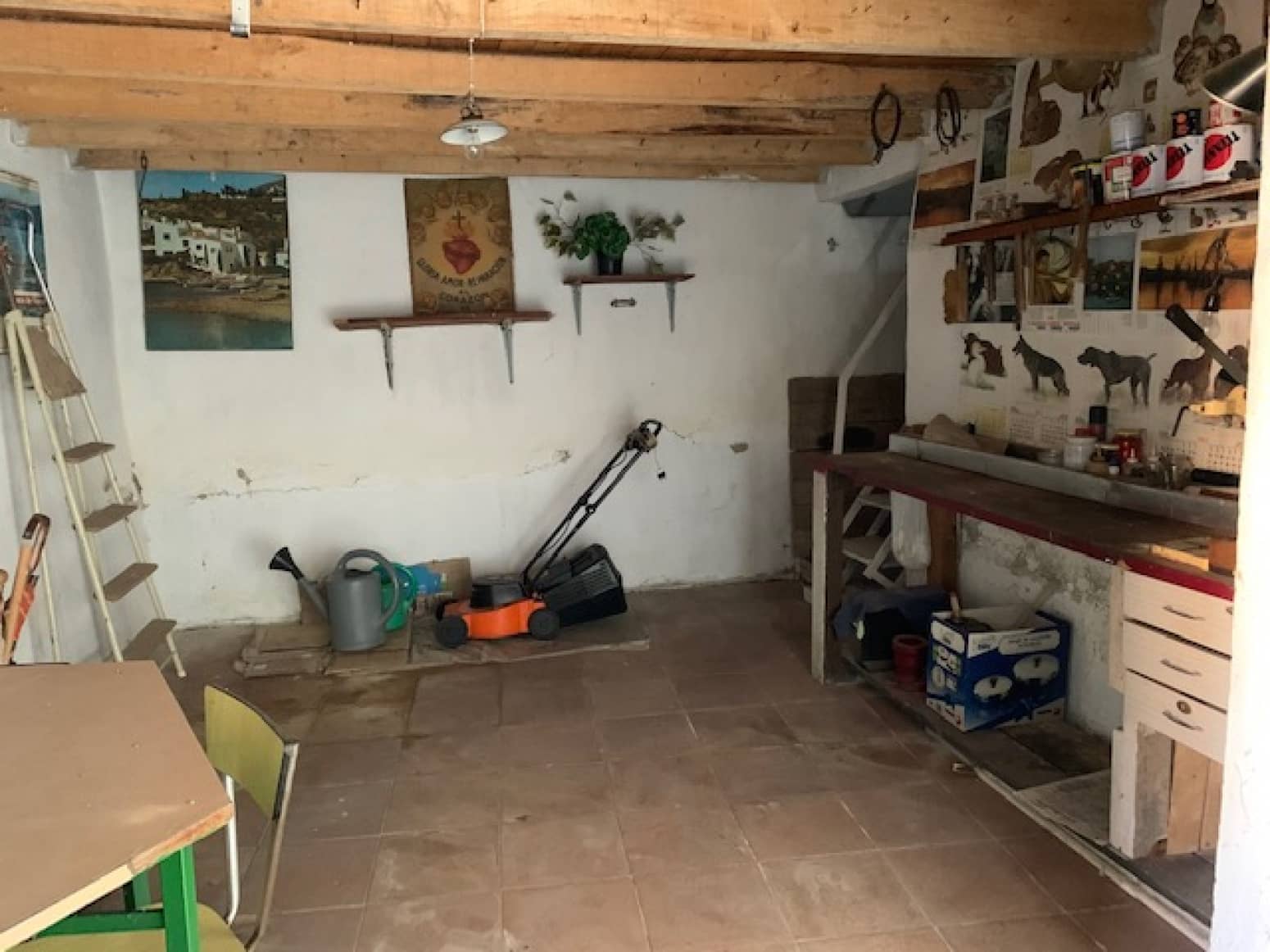 4 bedroom Villa for sale in Salinas de Pisuerga with garage - € 110,000 (Ref: 5808121)