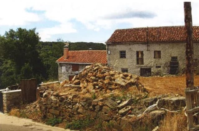 Villa til salg i Polentinos - € 36.000 (Ref: 5811835)