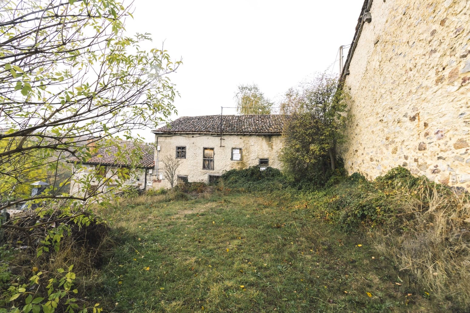 Villa te koop in Polentinos - € 36.000 (Ref: 5811835)