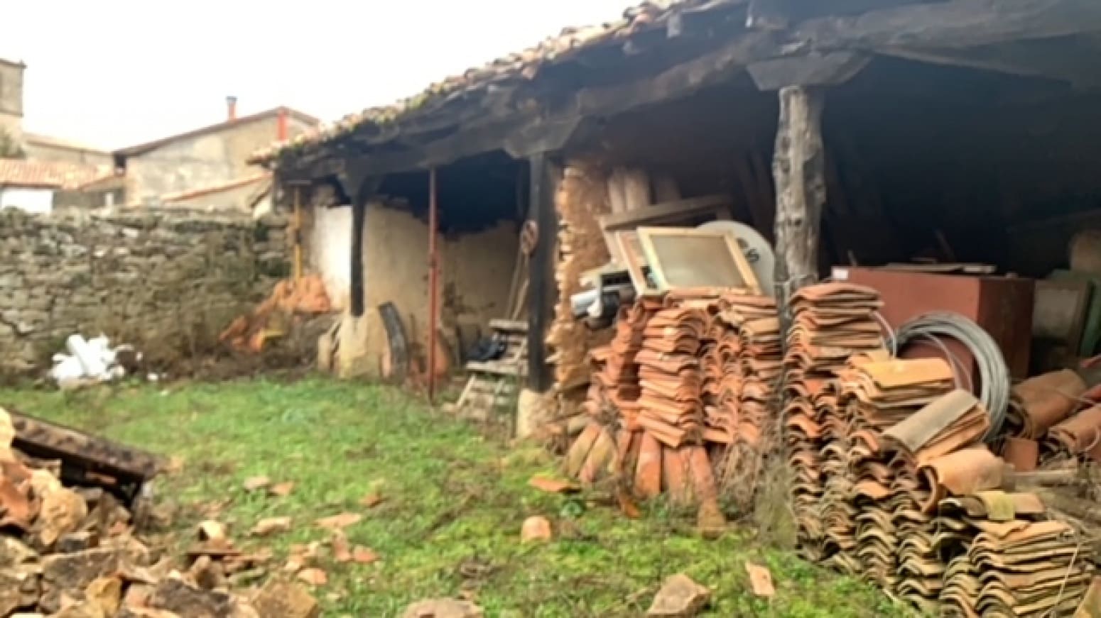 Villa til salg i Pomar de Valdivia - € 35.000 (Ref: 5910185)