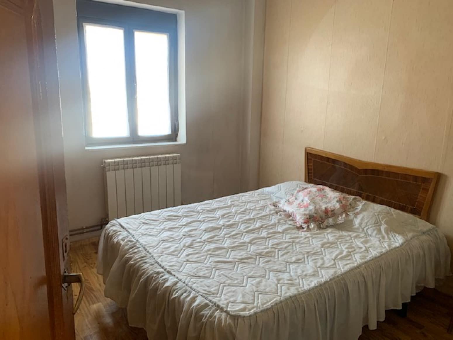 3 soveværelse Villa til salg i Alar del Rey med garage - € 79.000 (Ref: 6062097)