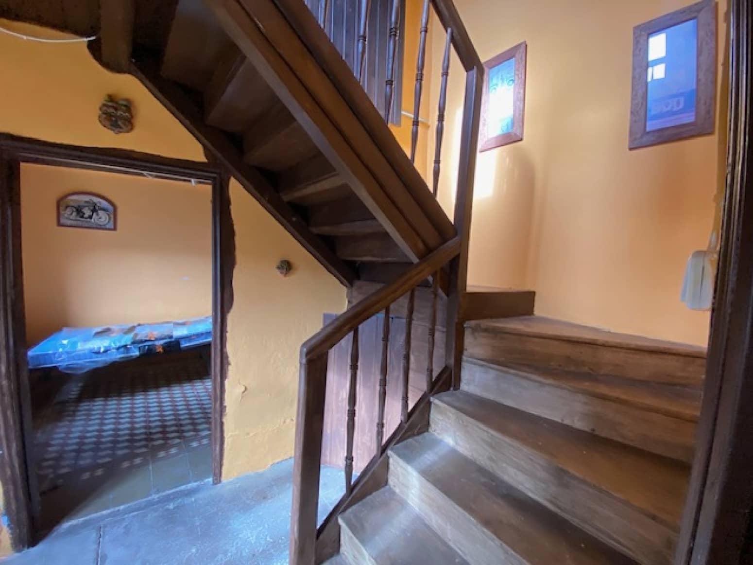 4 bedroom Villa for sale in Cervera de Pisuerga with garage - € 176,000 (Ref: 6065400)