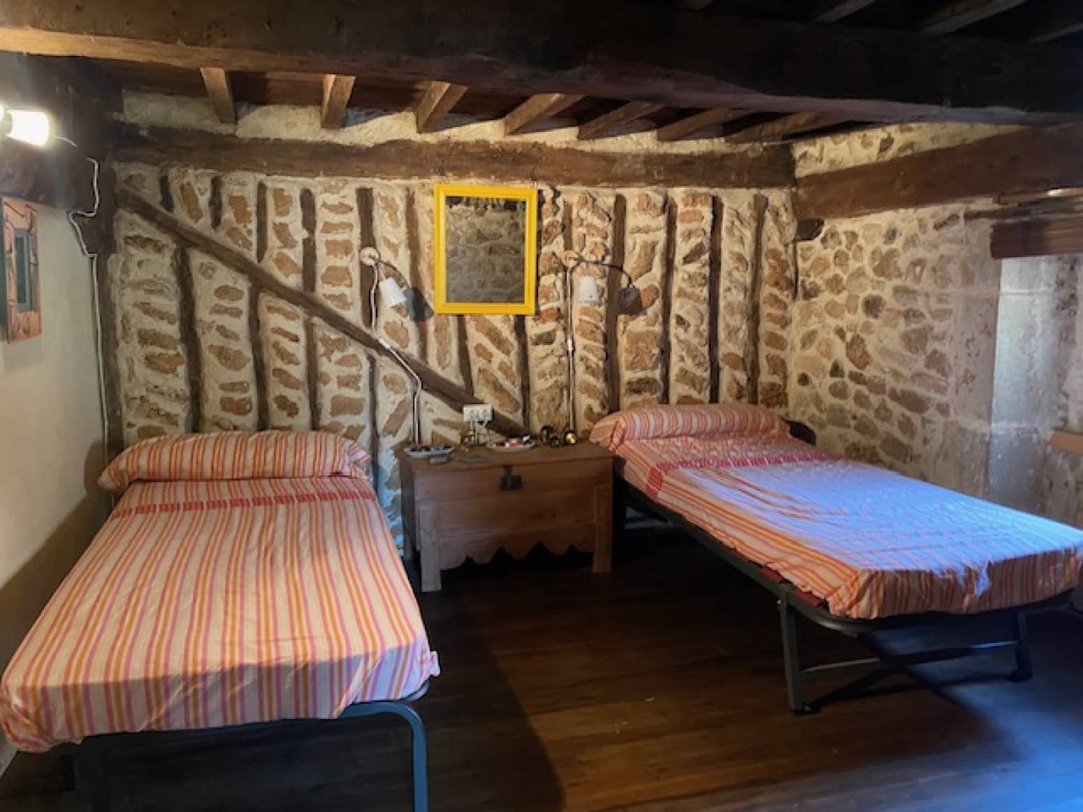 4 bedroom Villa for sale in Cervera de Pisuerga with garage - € 176,000 (Ref: 6065400)