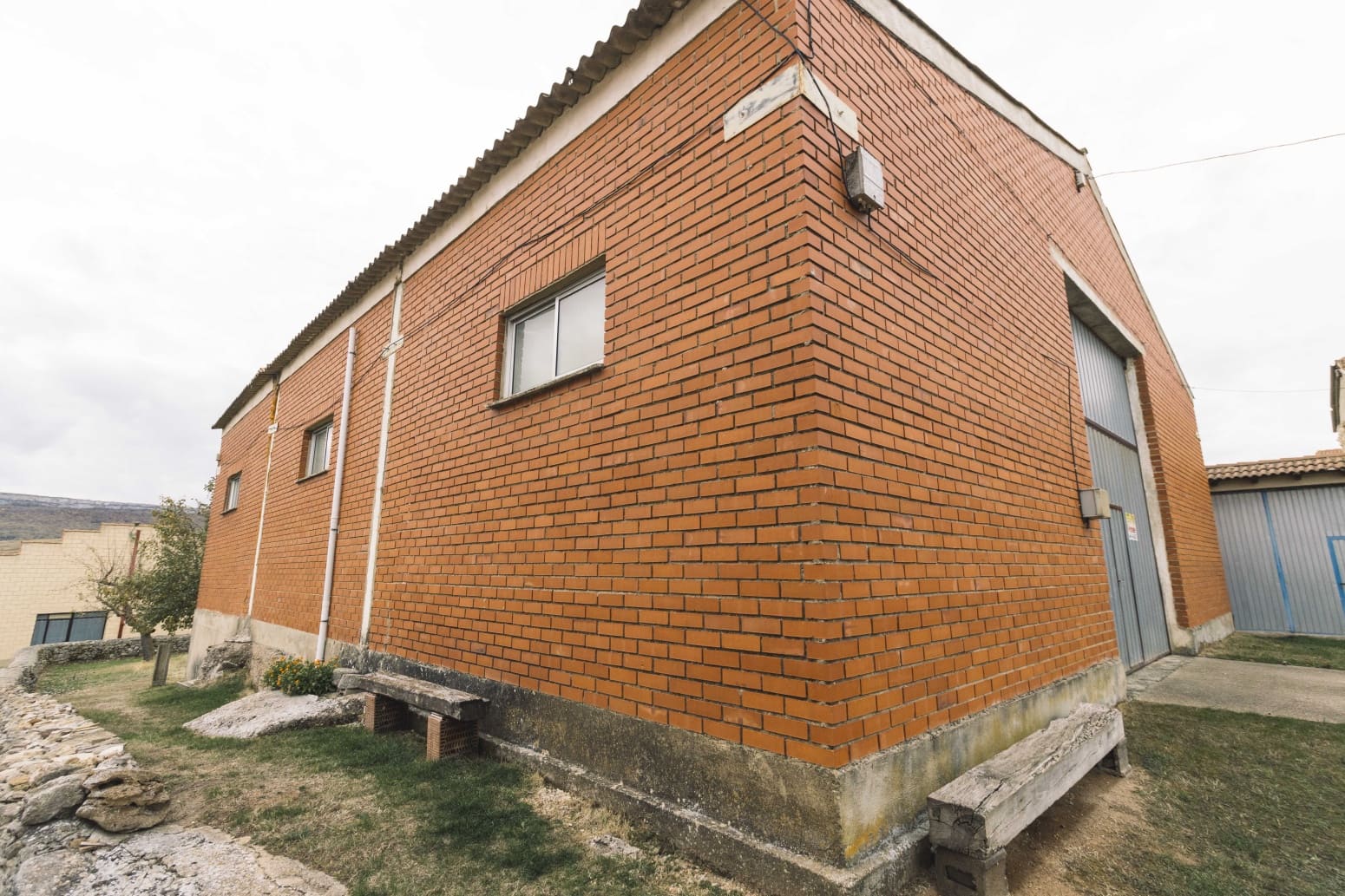 Erhverv til salg i Valle de Valdelucio - € 50.000 (Ref: 6255289)