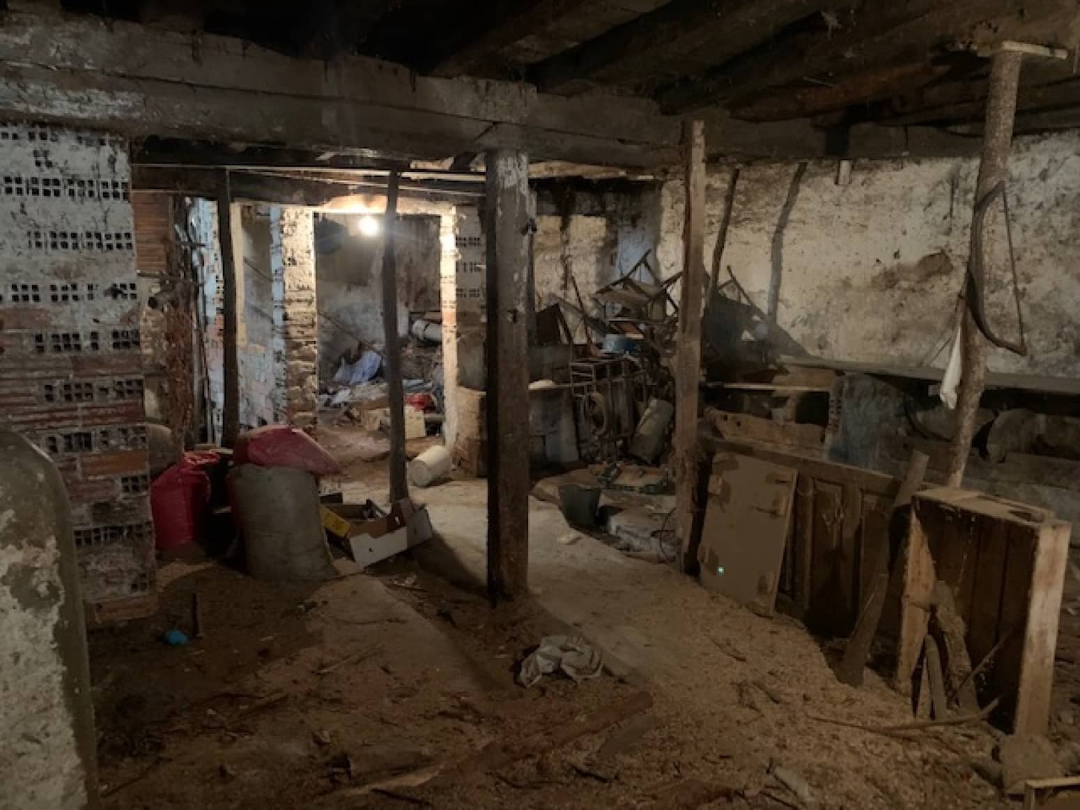 6 soveværelse Villa til salg i Cervera de Pisuerga med garage - € 150.000 (Ref: 6281405)